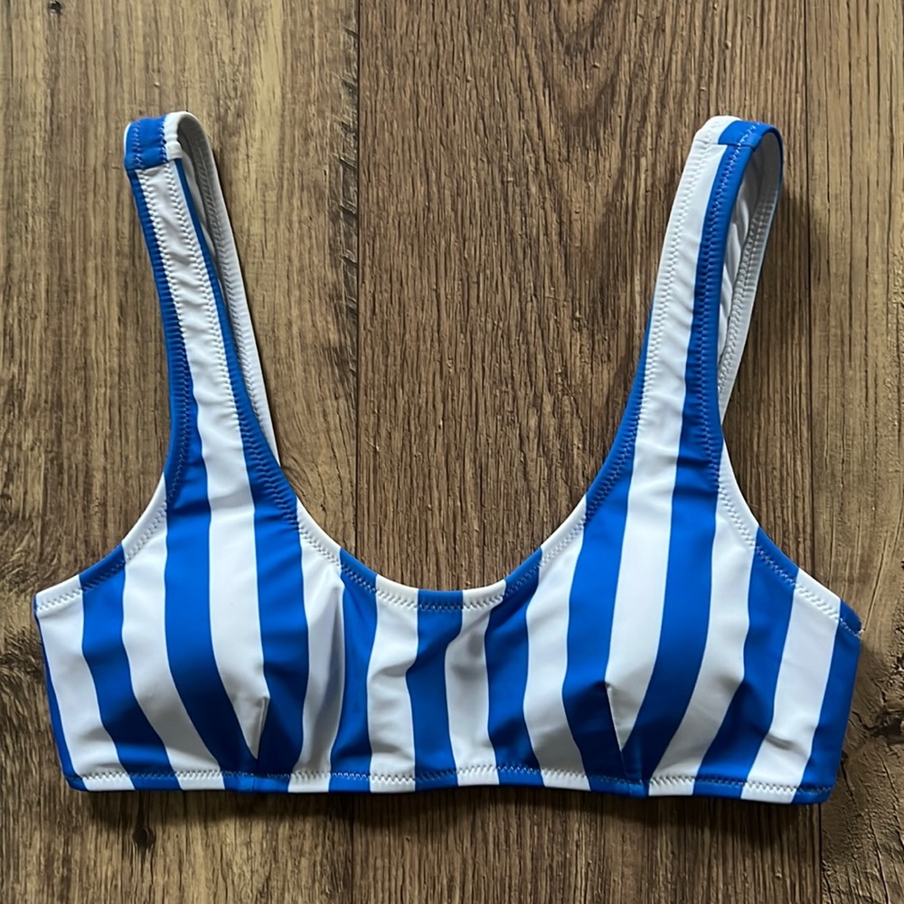 Cupshe blue and white striped bikini top